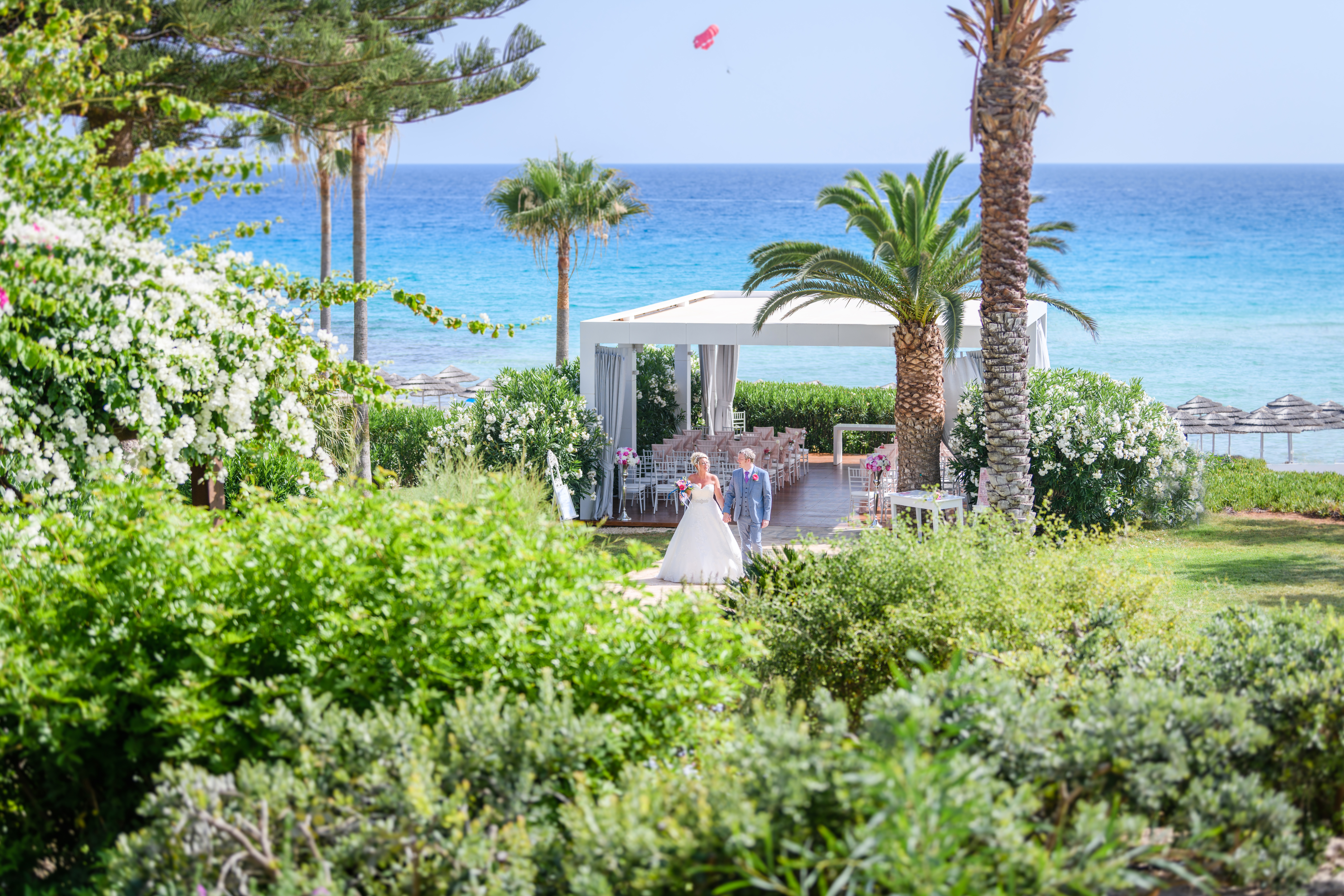 Image: http://www.bookyourweddingday.com/images/media/uploadfiles/Gazebo_Nissi Beach Resort.jpg